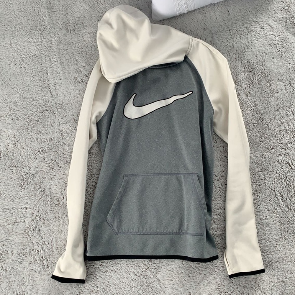 Nike sweatshirt
